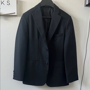 Van Heusen Elegant Black Blazer